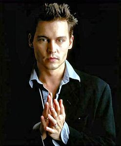 Что гложет Гилберта Грейпа \ Жена астронавта \ Эдвард руки-ножницы \ Мертвец \\ Дон Жуан де Марко \ Девятые врата \ Тайное окно \ Шоколад на DVD